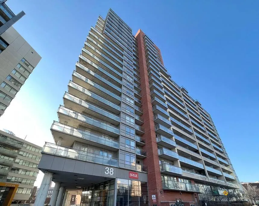 Apartment Cozy One Bedroom Unit With Balcony Toronto