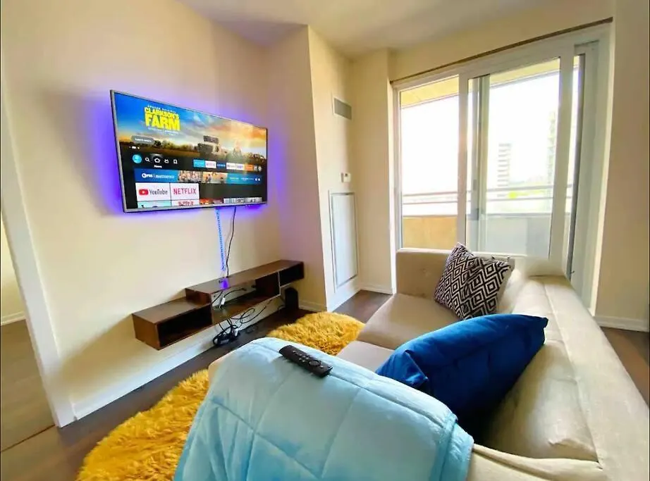 Apartment Cozy One Bedroom Unit With Balcony Toronto Canada